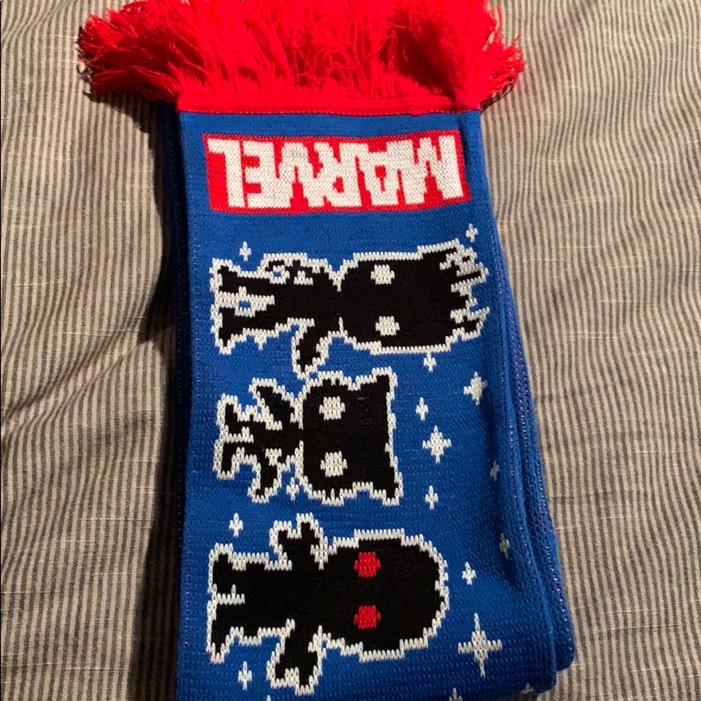 Pop! Funko Guardians of the Galaxy scarf